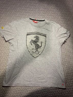 Scuderia Ferrari Light Gray Short-Sleeve Shield Logo Tee